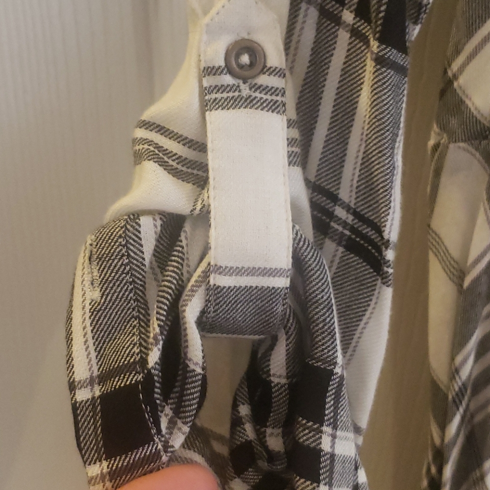 Button up blouse - Picture 4 of 6